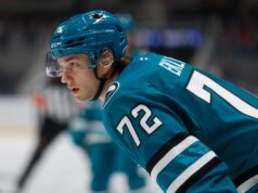 O ala do San Jose Sharks, William Eklund, perderá o jogo contra o Seattle Kraken