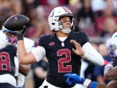 Elijah Brown foi nomeado o novo quarterback titular de Stanford antes do jogo na Carolina do Norte