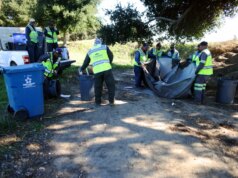 Enquanto os campistas se dirigiam para o hotel, Fremont começou a limpar o acampamento dos sem-teto.
