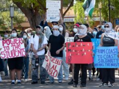 Novas matrículas de estudantes internacionais em faculdades caem neste outono, segundo relatório – The Mercury News