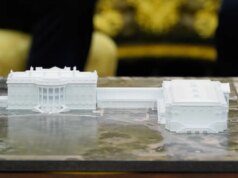 A maioria dos doadores do Trump Ballroom tem contratos federais, incluindo Apple, Meta e Microsoft, afirma Watchdog – The Mercury News