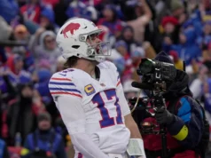 Josh Allen foi nada menos que sobrenatural na vitória por 44-32 sobre Tampa Bay