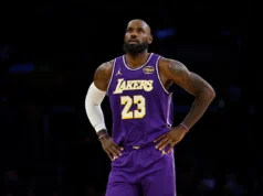 LeBron James perdeu o jogo contra Pelicans devido a uma lesão na perna, Lakers jogará dias consecutivos