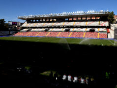 🎥 Toalhas estranhas e sem luz, camarim do Lech Poznan em Vallecas