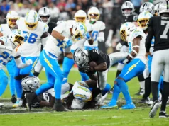 Chargers vs. Raiders: O que LA precisa fazer defensivamente para vencer o jogo