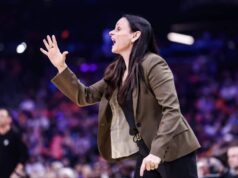 Sandy Brondello, técnica do Toronto Tempo: ‘Estamos construindo uma franquia de classe mundial’