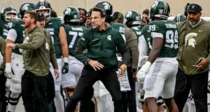 MSU nomeou um treinador interino após a demissão de Jonathan Smith