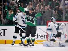 3 estrelas: história da Turquia, camisa de 99 e outro W na vitória contra os Mammoths