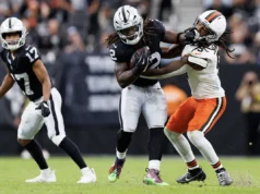 A ascensão de Greg Olson a coordenador ofensivo chega em boa hora para o Las Vegas Raiders