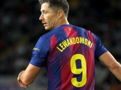 Robert Lewandowski continua focado no Barcelona, apesar da incerteza futura