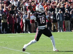 Relatório: QB Lanris Sellers da Carolina do Sul retornará à GameCox em 2026