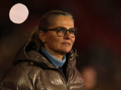 O que a Inglaterra aprendeu com a sua amizade internacional unilateral?