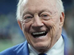 Jerry Jones diz que ‘é claro’ que os Cowboys podem vencer, não questiona o esforço de George Pickens na derrota para os Leões