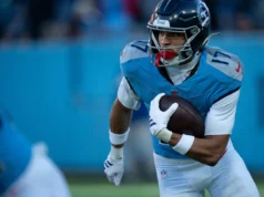 Titans Chimere Dike lidera a NFL em jardas multifuncionais nesta temporada