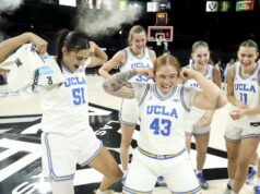 Megan Grant, All-American de softball da UCLA, consegue sua chance com o basquete dos Bruins