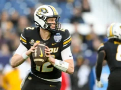 O ex-QB do futebol americano do Missouri, Brady Cook, fará sua primeira estreia na NFL com os Jets