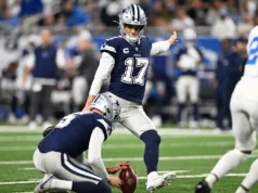 Recapitulação do primeiro tempo entre Cowboys e Lions: Dallas vencendo por 20-9