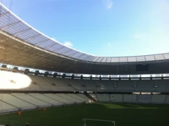 📋 Com objetivos diferentes, Corinthians e Fortaleza anunciaram suas escalações