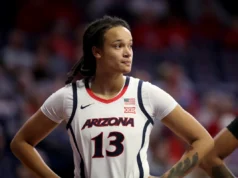 Basquete feminino do Arizona sofre primeira derrota da era Becky Burke