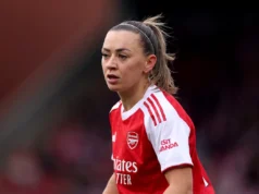 🎥 O primeiro gol feminino do Arsenal na temporada é um golpe maravilhoso na rede de McCabe