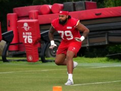 O atacante novato do Kansas City Chiefs, Essa Paul Chabot, nunca jogou futebol até ir para a faculdade.