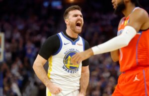 Os Warriors assinaram com Pat Spencer um contrato completo com a NBA