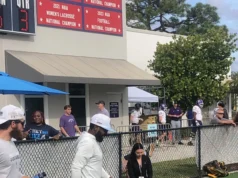 Keiser avançou para o jogo do campeonato NAIA com o técnico Miles Russ