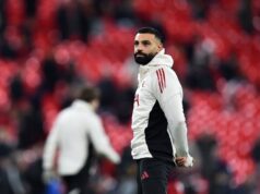 Arne Slott revela a reação de Mohamed Salah aos jogos consecutivos do Liverpool no banco