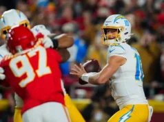Chargers x Chiefs: o que LA precisa fazer no ataque para vencer o jogo
