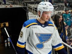 Los Angeles Kings troca Nikita Alexandrov do St. Louis Blues por Akil Thomas