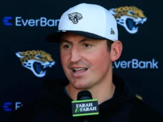 A continuidade veio em Jacksonville quando Grant Udinsky foi retirado da estreia dos Browns