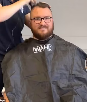 105216081-15432745-Xavier_Lord_shaved_his_shoulder_length_hair_into_a_mohawk_for_ch-m-19_17675272335.avif