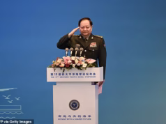 O principal general da China é acusado de vazar segredos nucleares para os EUA em meio a um expurgo militar do presidente Xi