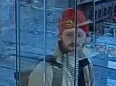 O herói Bom Samaritano que se apresentou para salvar três mulheres que estavam sendo assediadas na rua é chamado a se apresentar pela polícia.