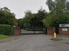 Planejadora de eventos com ‘sensibilidade à rejeição’ que ‘desencadeou’ quando seu chefe lhe disse para ‘voltar para sua caixa de trabalho’ ganha um pagamento de £ 12.000