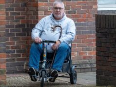 Ex-soldado, 55 anos, roubou mais de £ 28.000 de sua mãe idosa e gastou em Lego