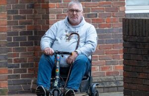 Ex-soldado, 55 anos, roubou mais de £ 28.000 de sua mãe idosa e gastou em Lego