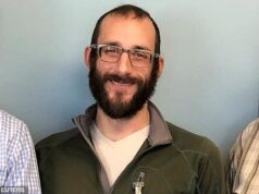 Andrew Neal: Na América de Trump matam enfermeiras e poetas – para vergonha eterna…