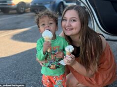 A influenciadora, conhecida pelo vídeo viral ‘OK Baby’, compartilhou a ligação para o 911 que ela fez depois que seu filho morreu