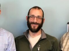 A irmã da enfermeira da UTI Alex Pretty descreveu a ‘mentira nojenta’ e saudou o irmão como um herói