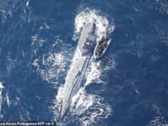 Submarino do narcotráfico transportando o maior carregamento de cocaína de todos os tempos, no valor de £ 520 milhões, interceptado a caminho da Europa