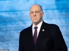 Trump à beira da ‘maior traição desde Bush’ em movimento para ‘recusar’ a repressão à imigração