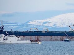 O capitão de um petroleiro apreendido no Atlântico pelos Estados Unidos em um navio da Guarda Costeira