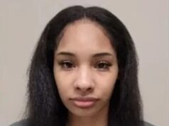 Momentos em que o suposto fraudador ria na cara dos policiais enquanto era algemado