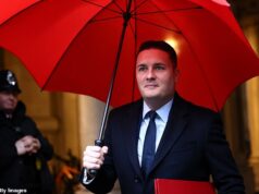 Streeting diz que deseja que o NHS faça exames de câncer de próstata em homens depois de contar a instituições de caridade – mas o secretário de Saúde promete ser ‘guiado por evidências’