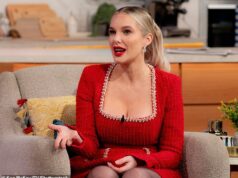 A estrela de Coronation Street, Helen Flanagan, criticou a novela por ‘sexualizá-la’ e fazê-la ‘desfilar de calcinha como uma ninfomaníaca enlouquecida’ quando ela tinha apenas 16 anos.