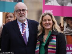 Apoiadores pró-morte ameaçam usar a ‘opção nuclear’ para ‘intimidar’ a oposição em Lords e afirmam que está a caminho do fracasso