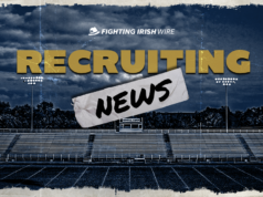 O novo técnico DL da Notre Dame, Charlie Partridge, visita o recruta de 2027