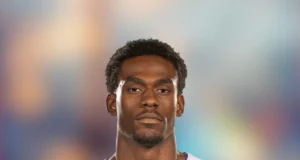 Jalen Duren, 22, também atraiu grande atenção quando…