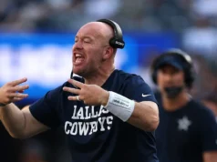 Titãs contratam Aaron Whitecotton como coordenador de jogo de corrida defensiva/técnico de DL